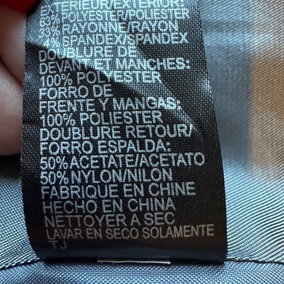 Tahari Arthur Levine Notched Collar Women's 10 Grey Lined
Fitted 3 Button Blazer - Picture 12 of 15